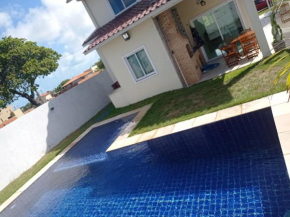 Duplex com Piscina em condomínio na praia do Cumbuco/Lagoa do Banana.